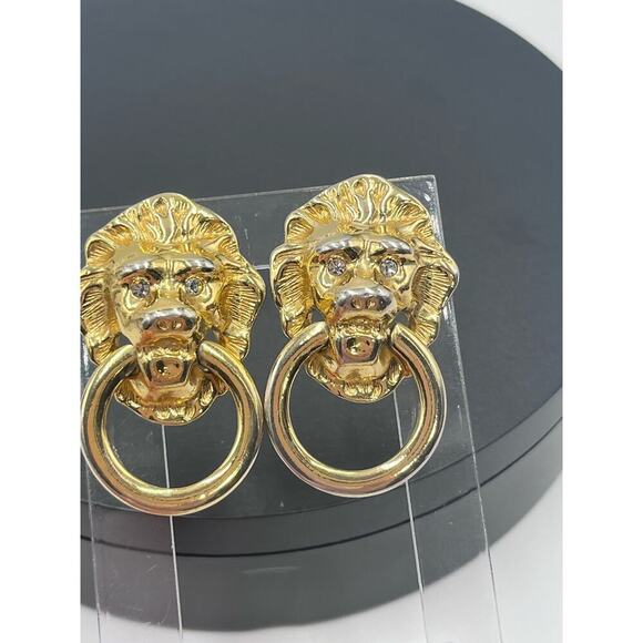 Kenneth Jay Lane‎ Vintage 
Lionhead Doorknocker Rhinestone Eyes Earrings - Picture 6 of 14